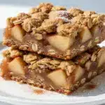 Cinnamon Apple Baked Oatmeal Bars - featured image